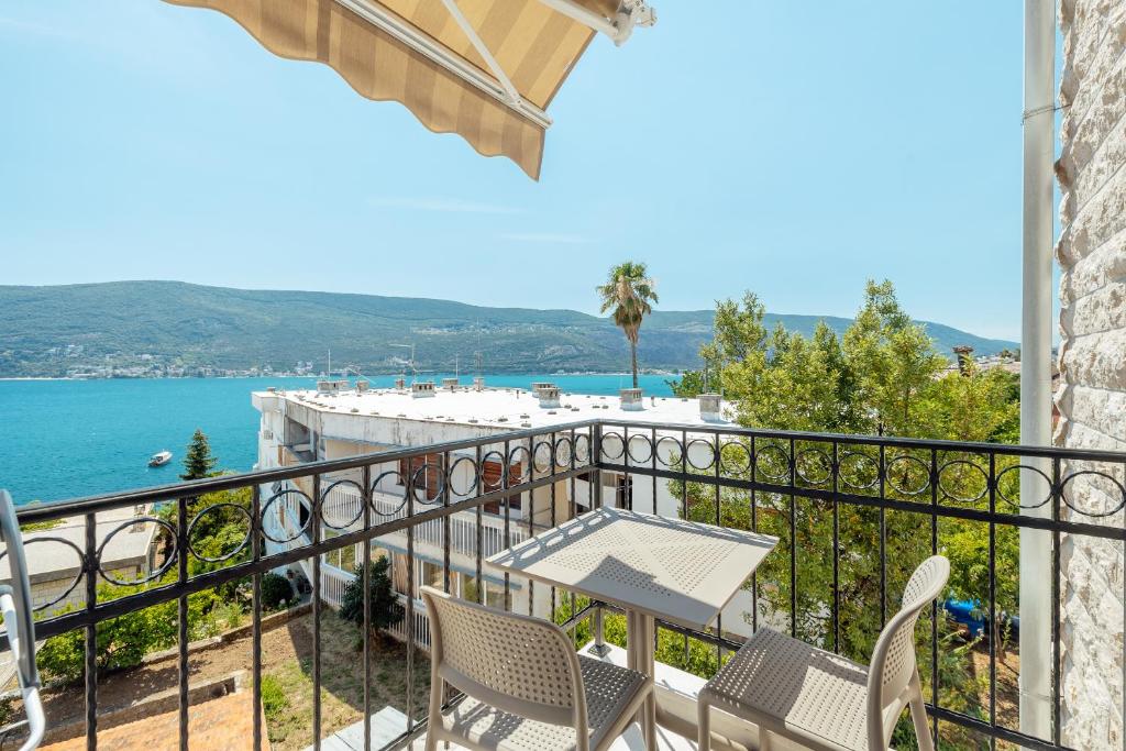 Boka Apartment 6 - 3