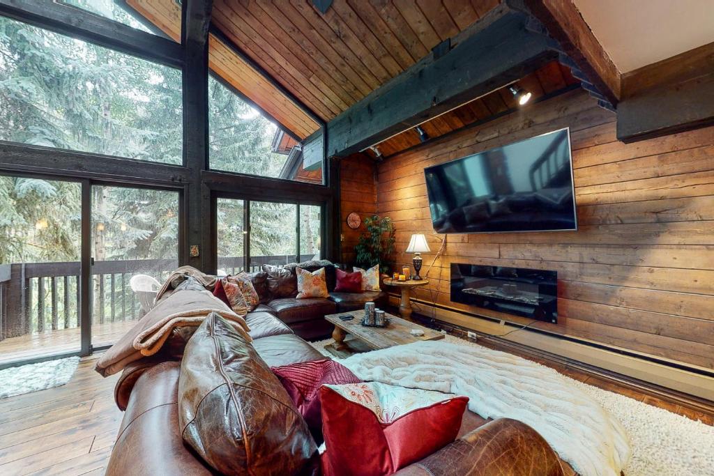 Vail on the River, Vail