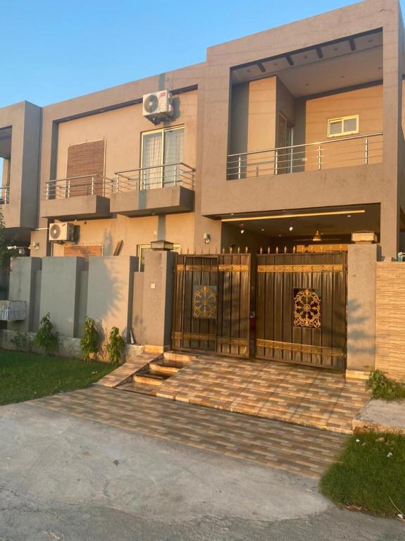 Grey Orchard - A Family Place — Hotel in Lahore