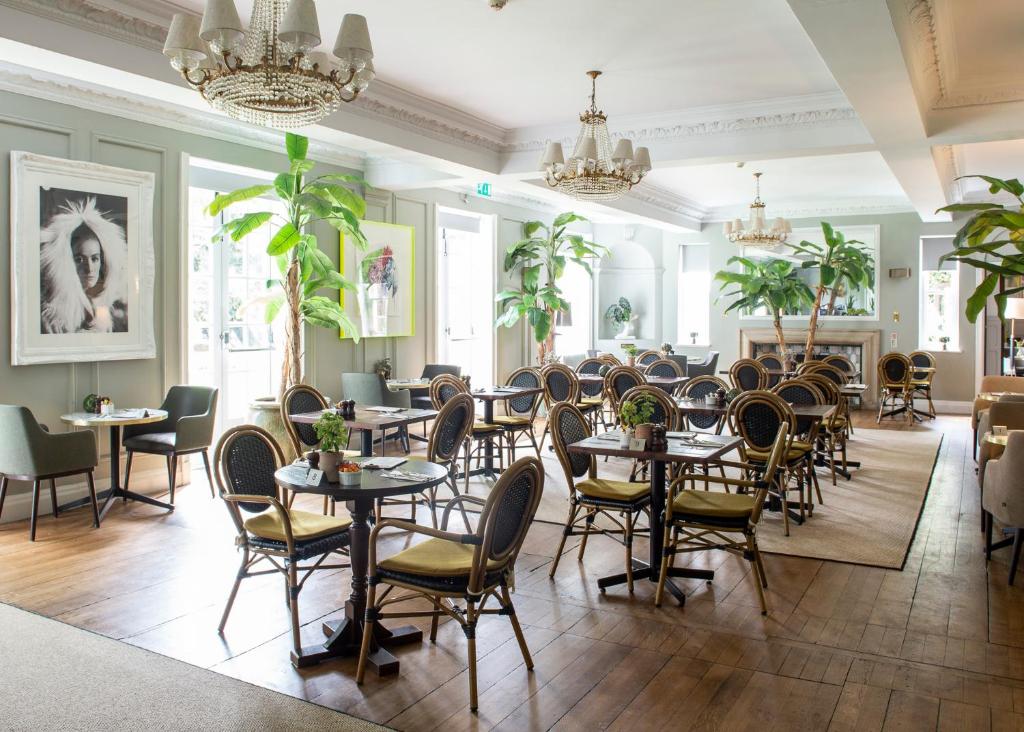 Bush Hotel Farnham photo 4