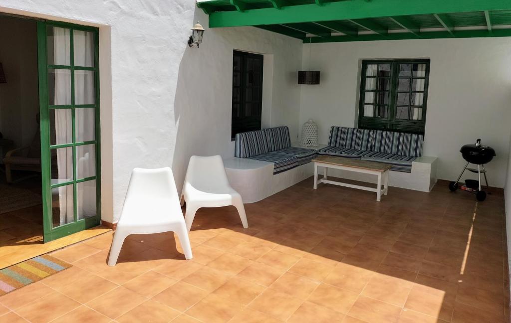 Apartamento Amura en Playa de Las Cucharas - 5