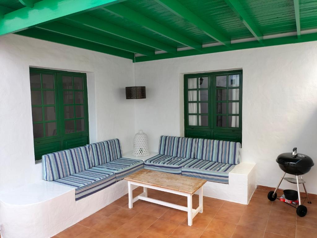Apartamento Amura en Playa de Las Cucharas - 1