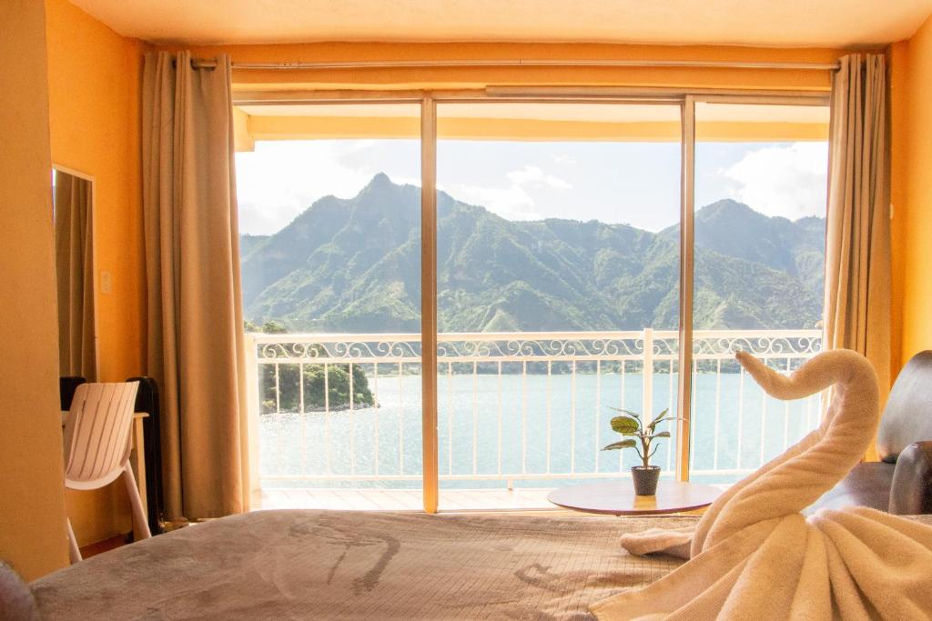 Amigos, San Pedro La Laguna