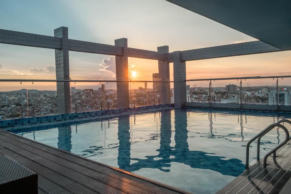 Ottima piscina