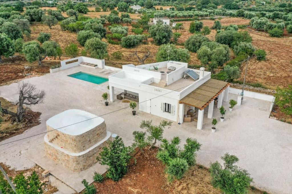 Vilaa Isa Beautiful Villa and trullo in Ostuni - 2