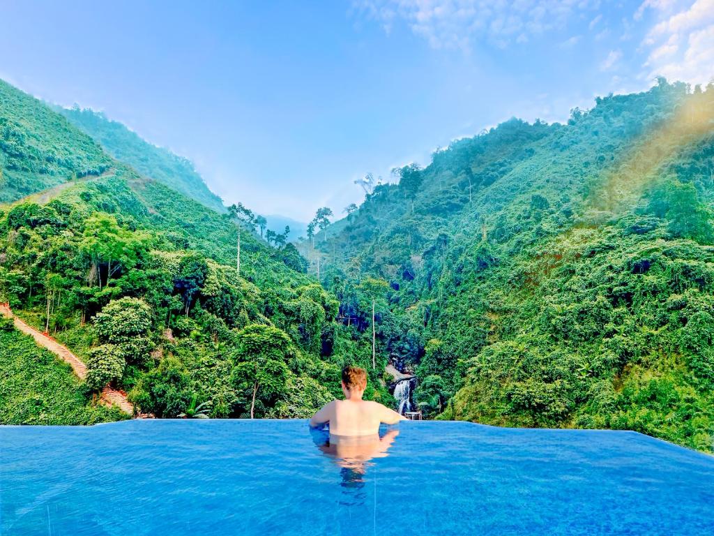 Fivitel Cổng Trời Đông Giang photo