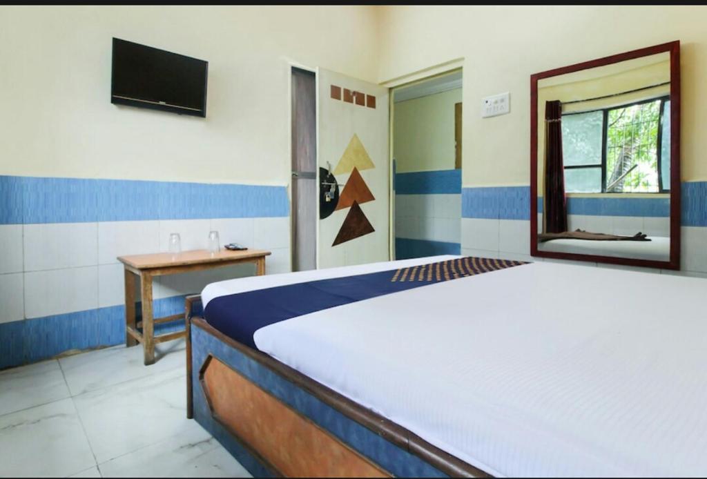 Hotel Vishvasangram — Hotel in Mumbai