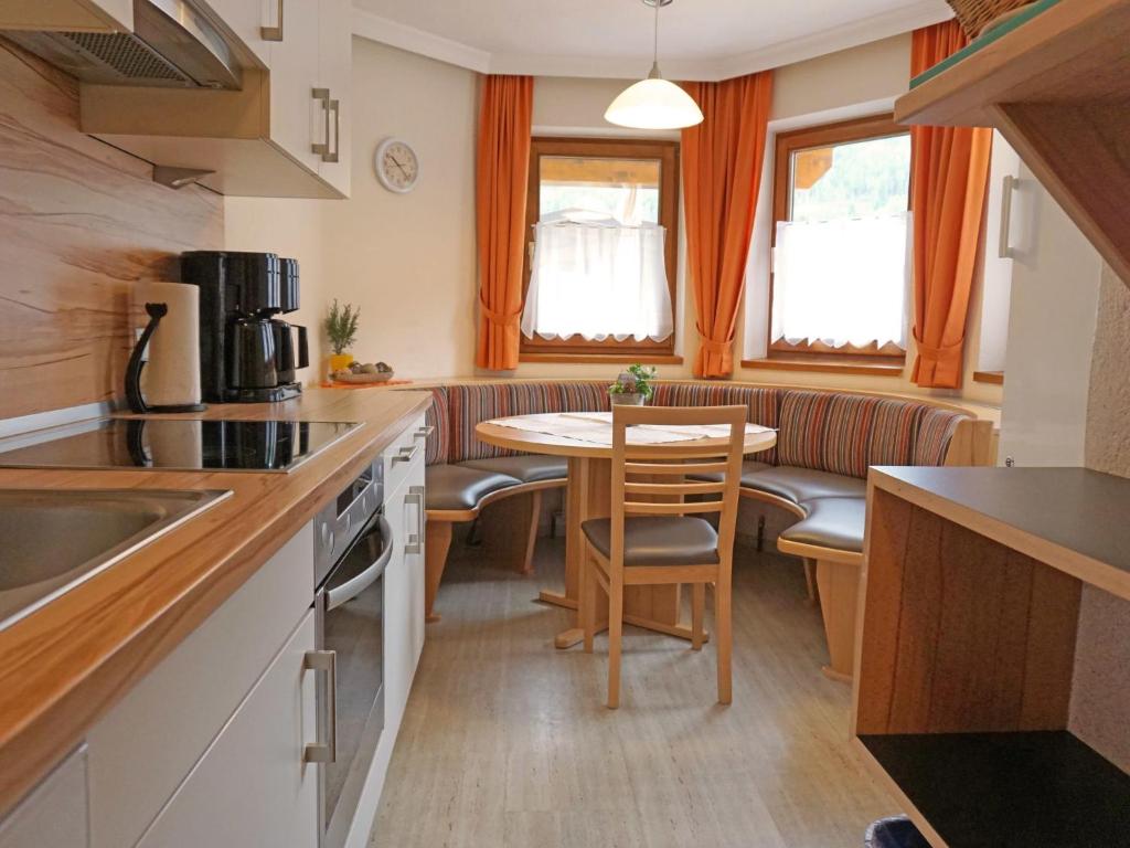 Apartment Leiter-3 by Interhome - 2