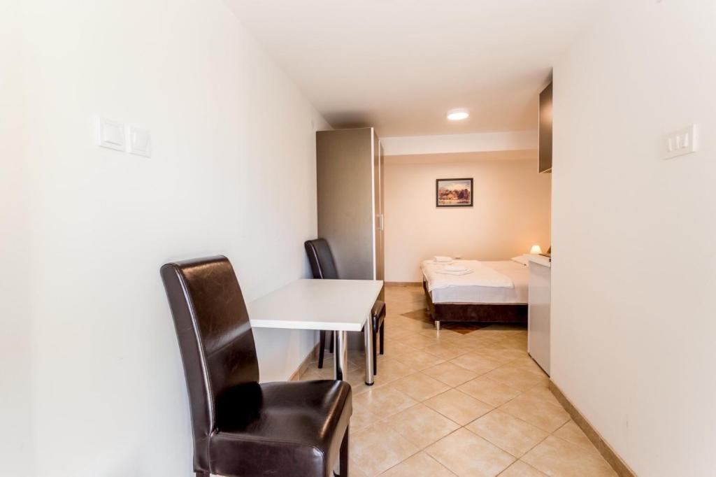 Apartments Belani - 4