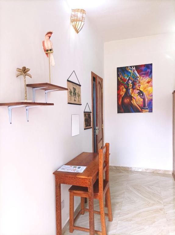 Zanzicrown photo