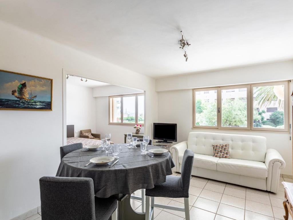 Studio Le Grand Large-5 by Interhome, Le Lavandou