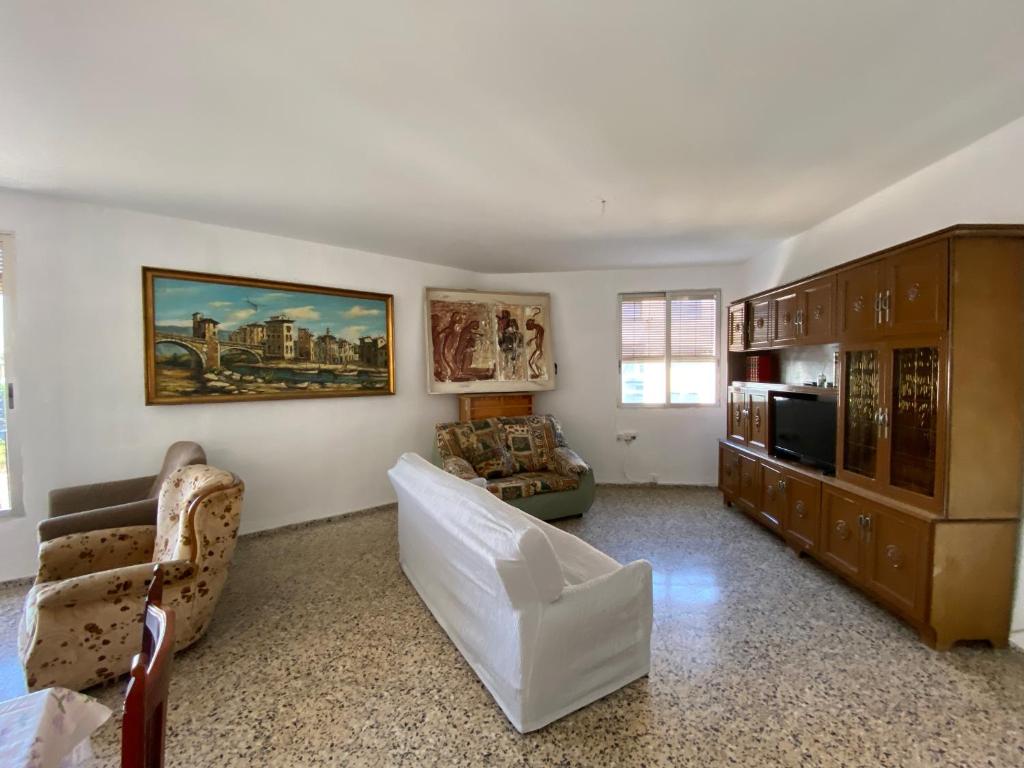 BIGGER FLAT IDEAL PARA FAMILIA NEAR CENTER AND BEACH - 2