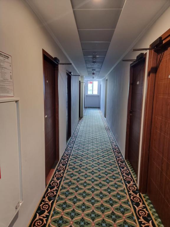 Noclegi Stadion Bed & Breakfast — Hotel building in Warsaw, Masovian