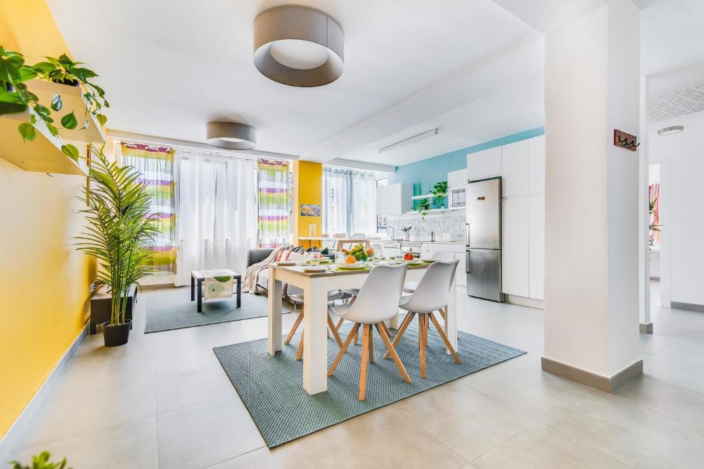 Home2Book Delightful Apartment Las Canteras - 1