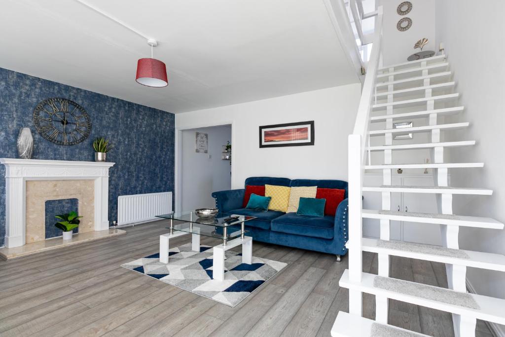 Stylish House & Work and Leisure inc FREE Parking & BHX Airport by ComfyWorkers photo