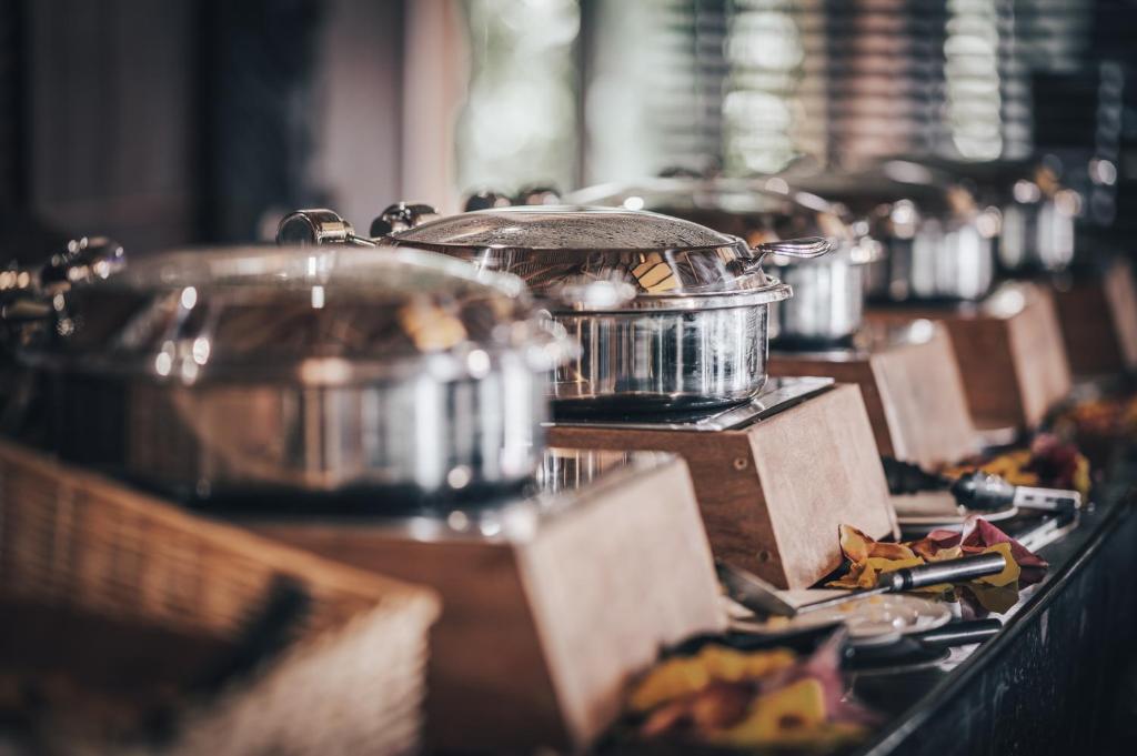 אוכל ומשקאות