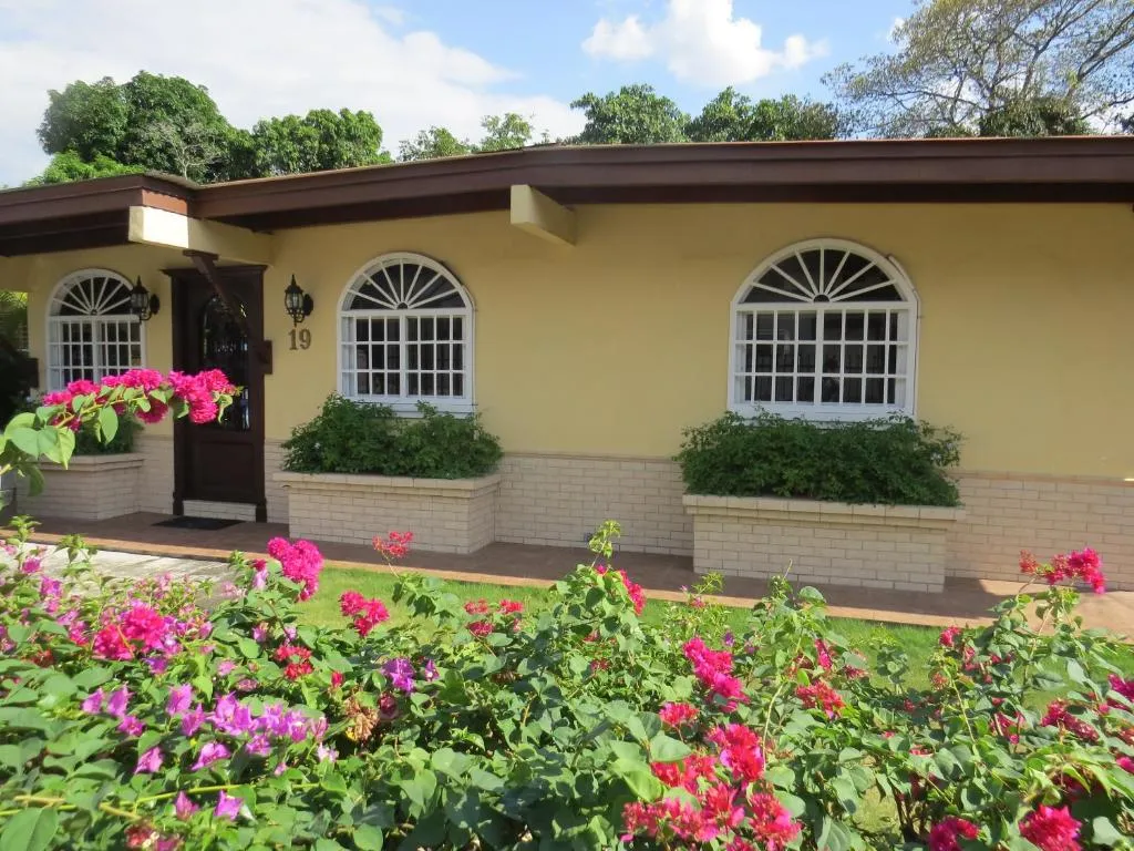 Sofia's B&B Hostal Boutique, hotel in Panama City