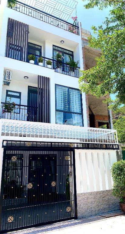 Gold Pig Homestay & Apartment