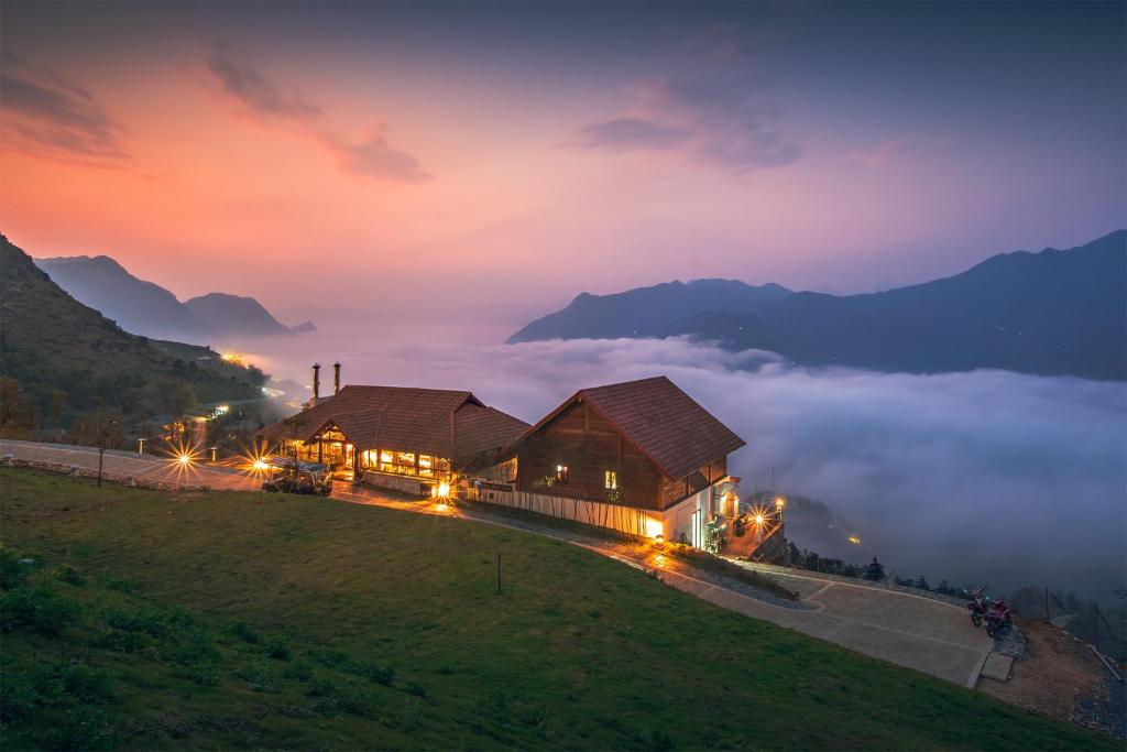 View, Ville De Mont Mountain Resort in Sapa