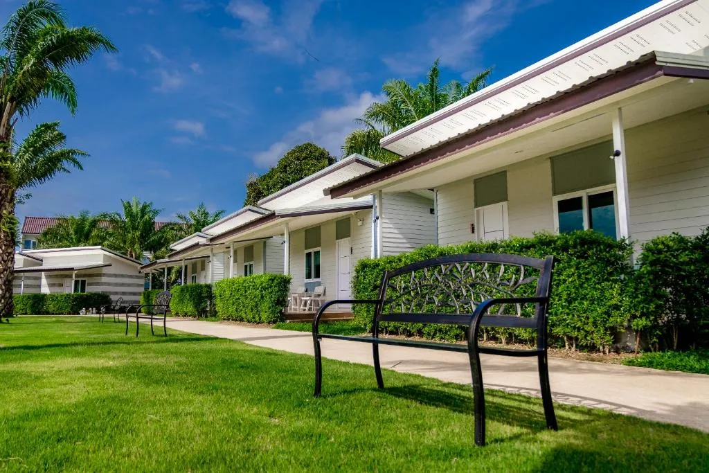 ONE Chumphon Hotel, hotel in Chumphon
