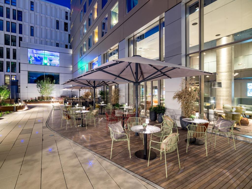 b'mine Frankfurt Airport