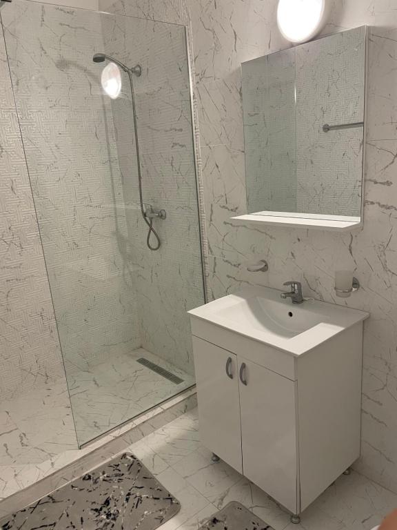 Aquazure Studio Residence photo