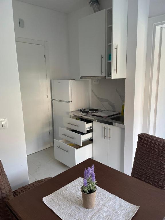 Marko Apartments 3 - 1