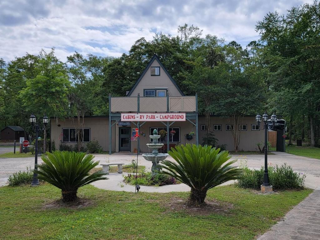 Okefenokee Pastimes Cabins and Campground, Stanley Landing