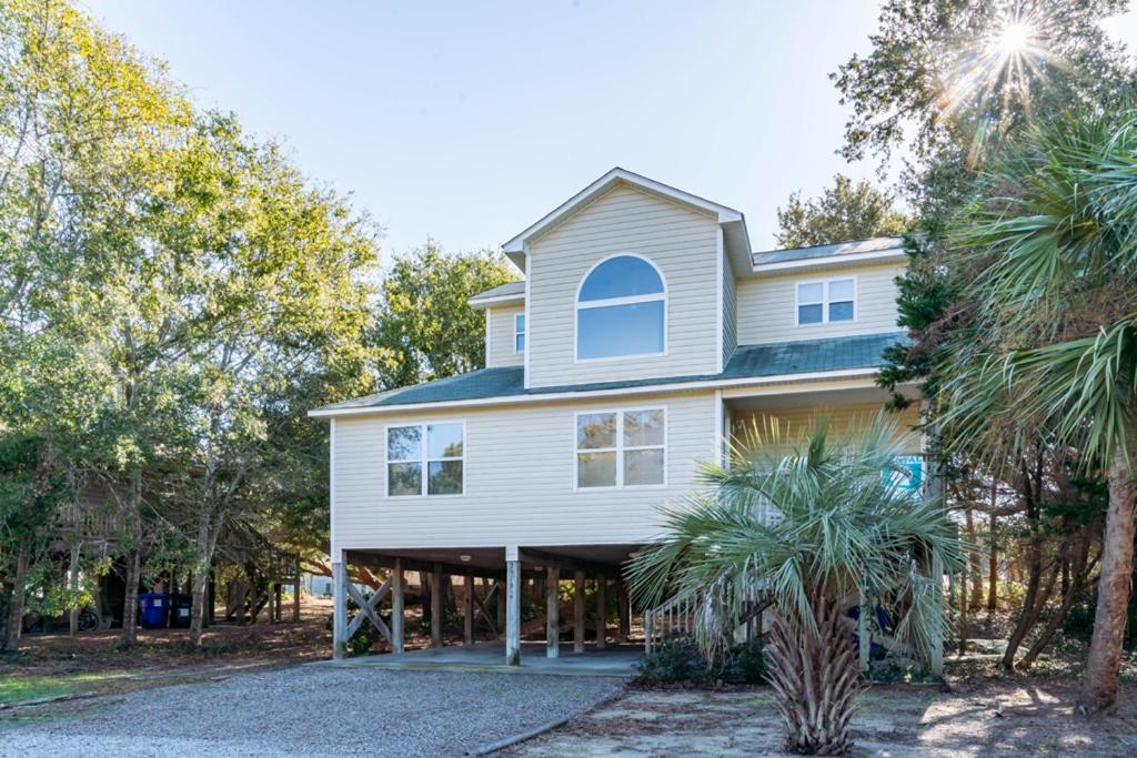 Atlantic Delight by Oak Island Accommodations, Oak Island