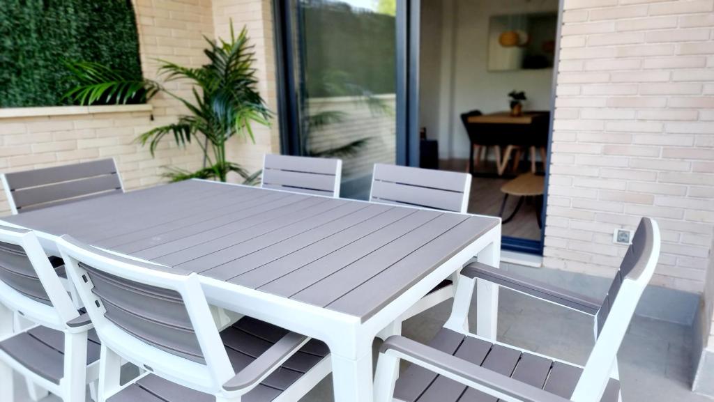 Apartamento diseño con jardín privado a 100 metros del mar - 2