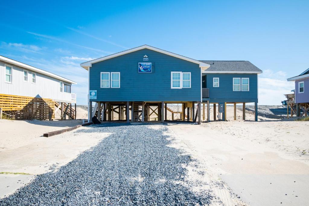 A Little Nauti by Oak Island Accommodations, Oak Island