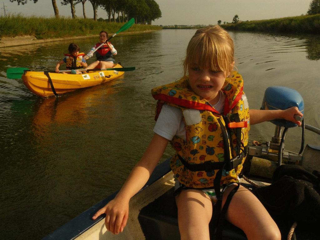 De Boot — Hotel in Lo-Reninge