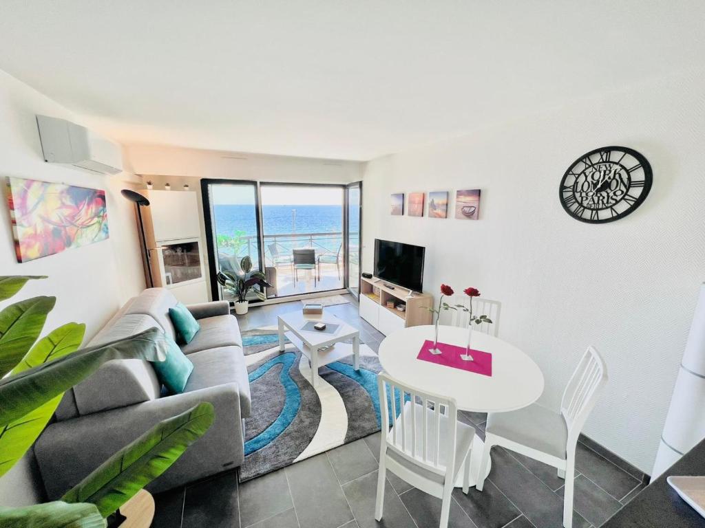 VILLA MAUPASSANT BORD DE MER - 1