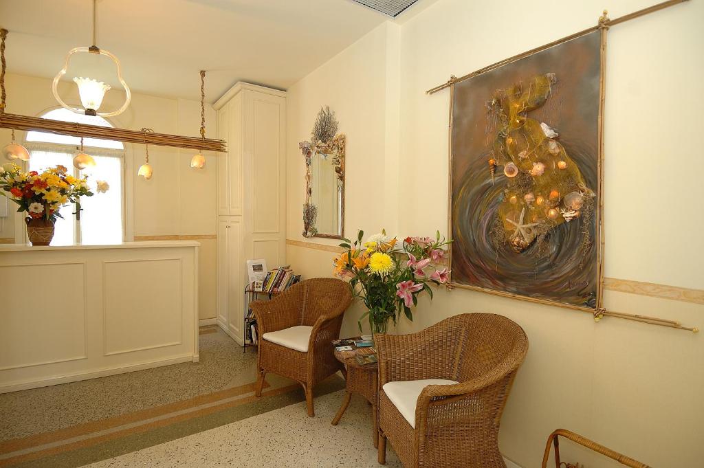 フロント・ロビー