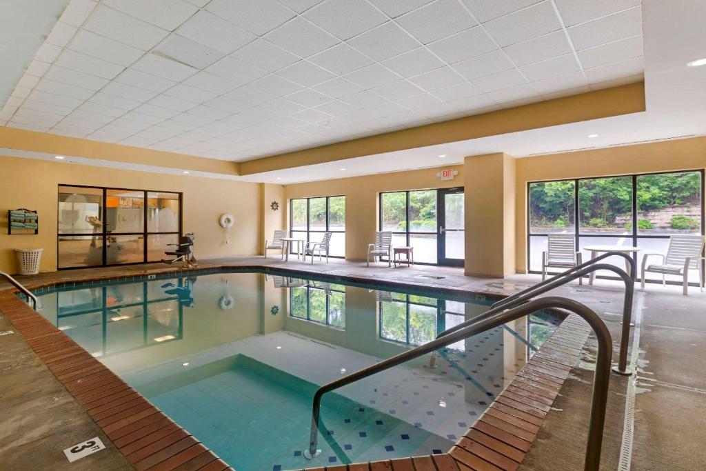 View, Comfort Suites Kingsport South in Kingsport (TN)