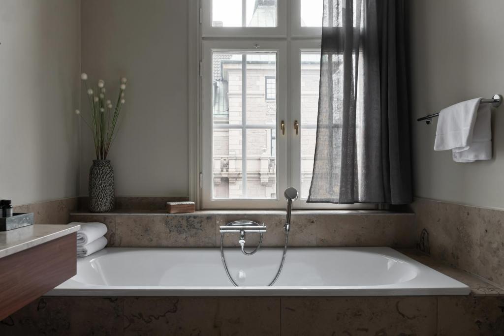 엘리트 호텔 사보이 (Elite Hotel Savoy)