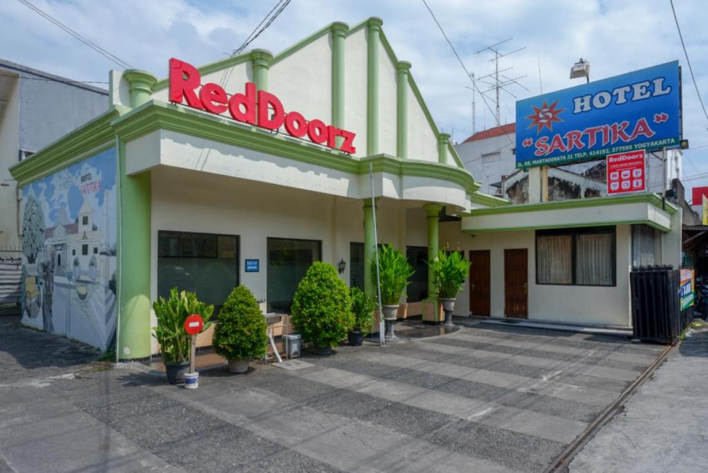 RedDoorz @ Hotel Sartika Yogyakarta photo