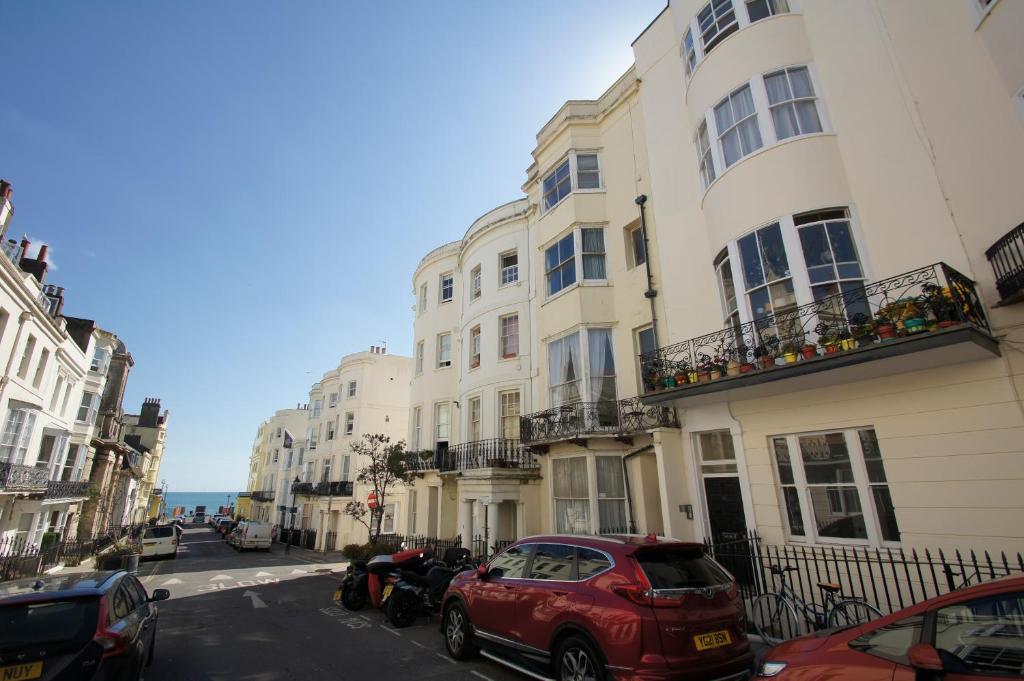 Waterloo Apartment - by Brighton Holiday Lets, Brighton and Hove