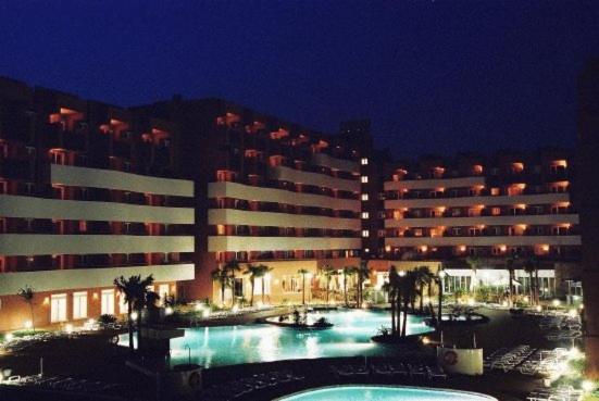 Arena Center — Hotel building in Roquetas de Mar, Andalusia