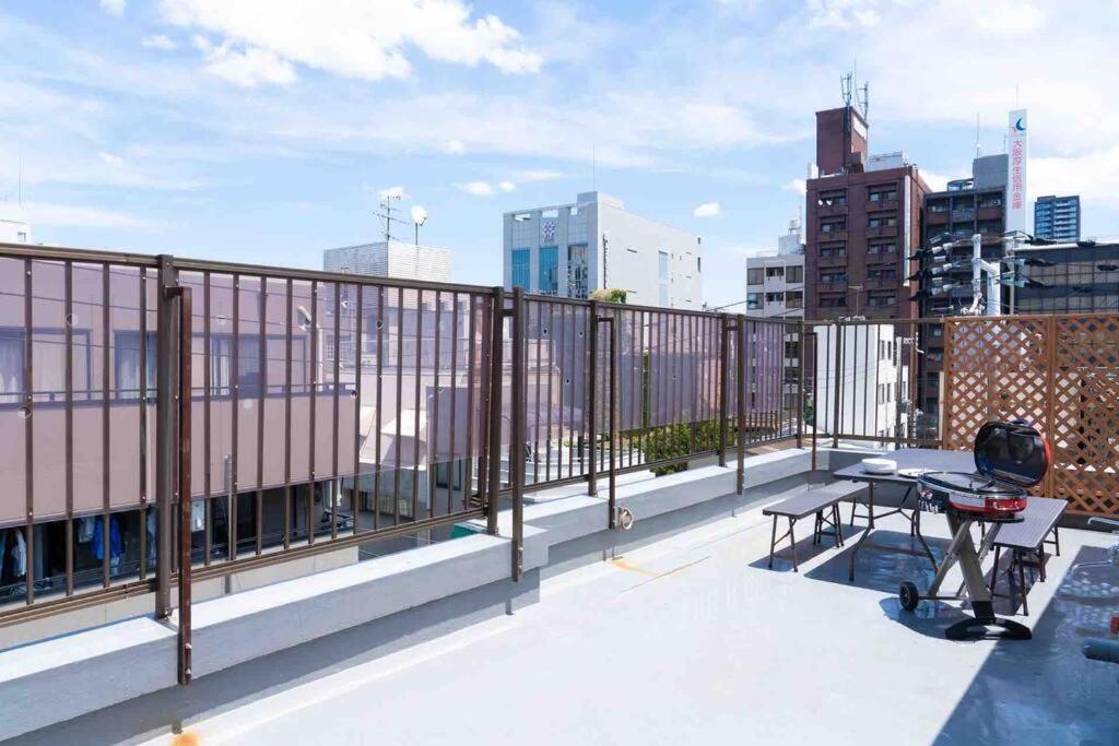 Sanacion Namba 難波千日前の5LDK120平米 駅徒歩2分 広々バルコニーでバーベキューも可能