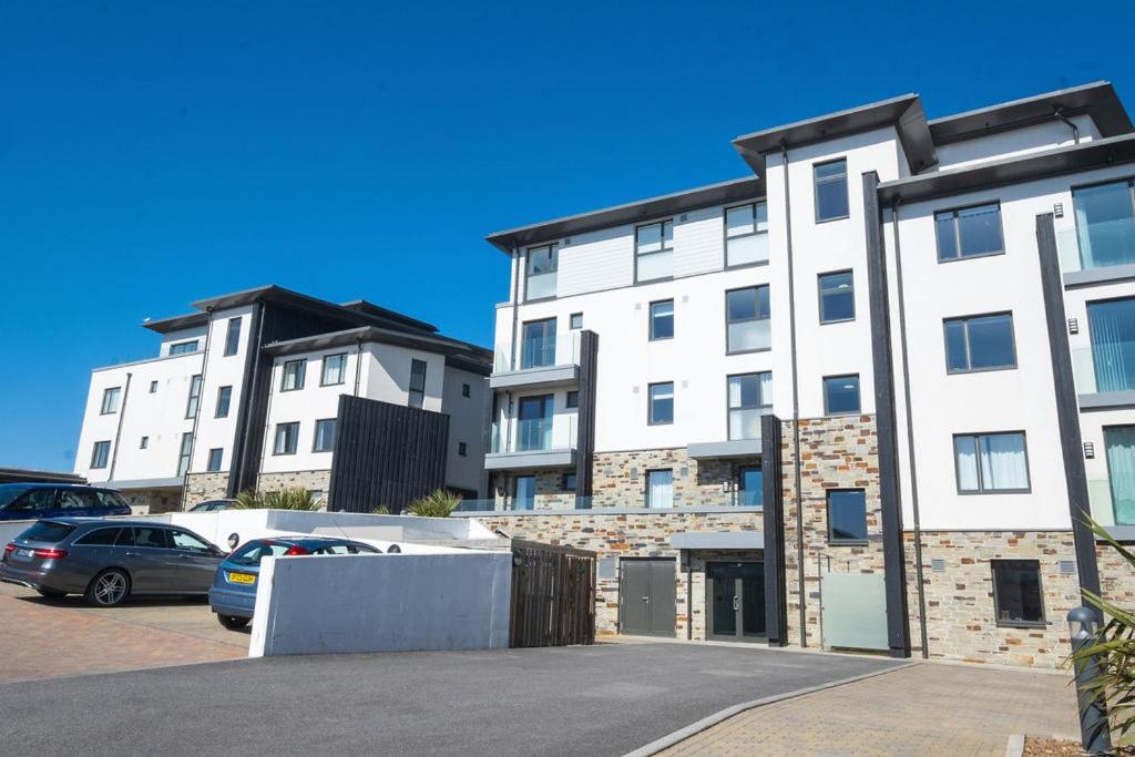 Luxury Beach Apartment, Perranporth photo 4