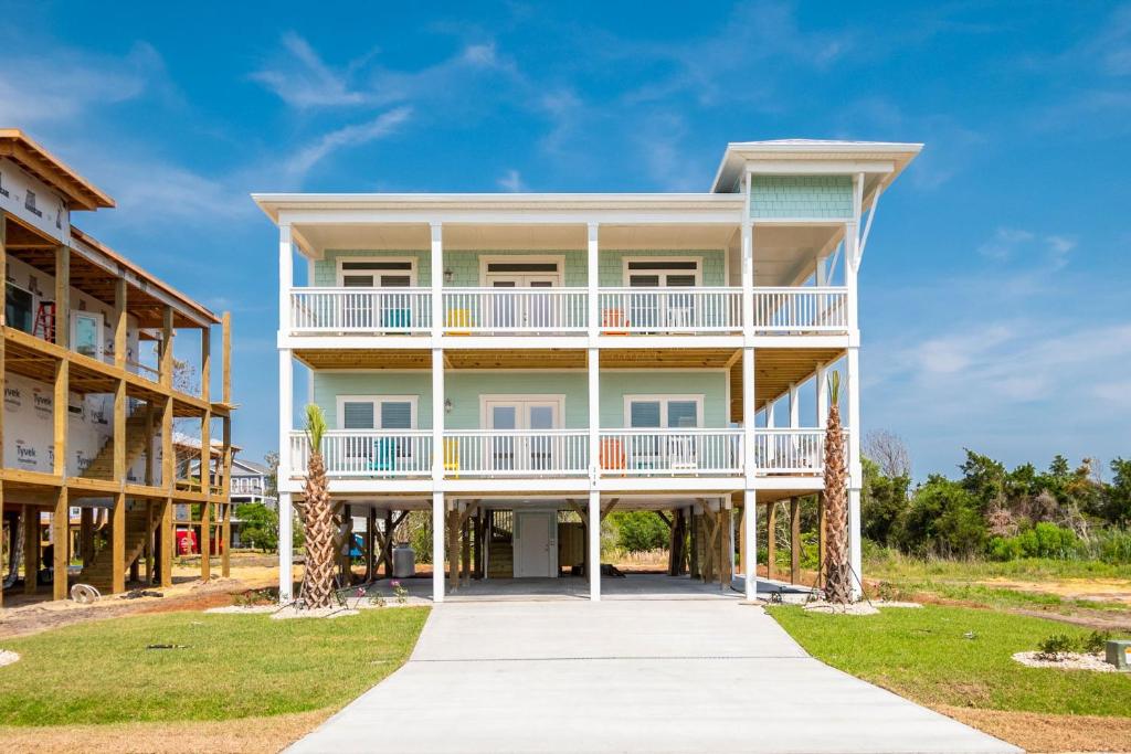 Pappys Place by Oak Island Accommodations, Oak Island