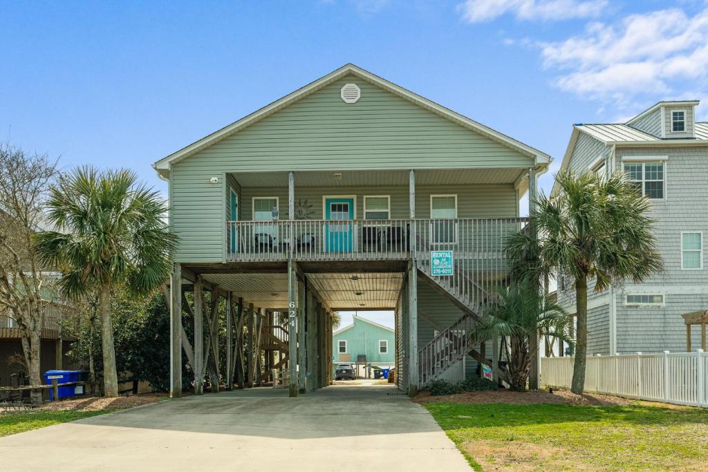 Sherrys Paradise by Oak Island Accommodations, Oak Island