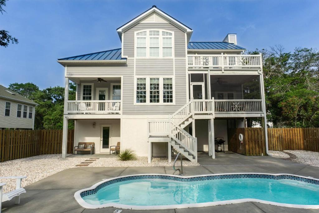 Time Stands Still by Oak Island Accommodations, Oak Island