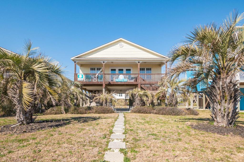The Turtle Shell by Oak Island Accommodations, Oak Island