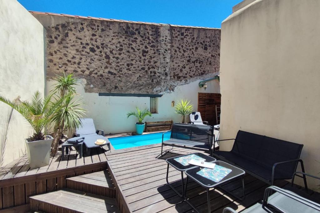 Nice duplex with POOL - ideal for HOLIDAYS
