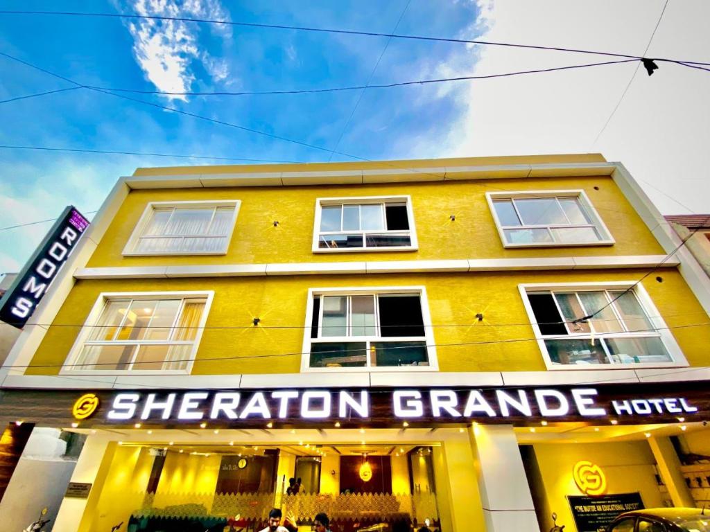 Sheraton Grande Hotel - Business Class Hotel - Near Central Railway Station — Hotel in Chennai