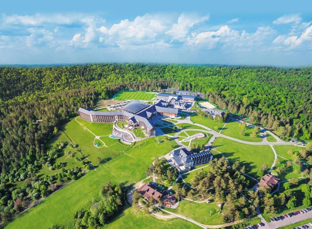 Hotel Arłamów, hotel in Arłamów