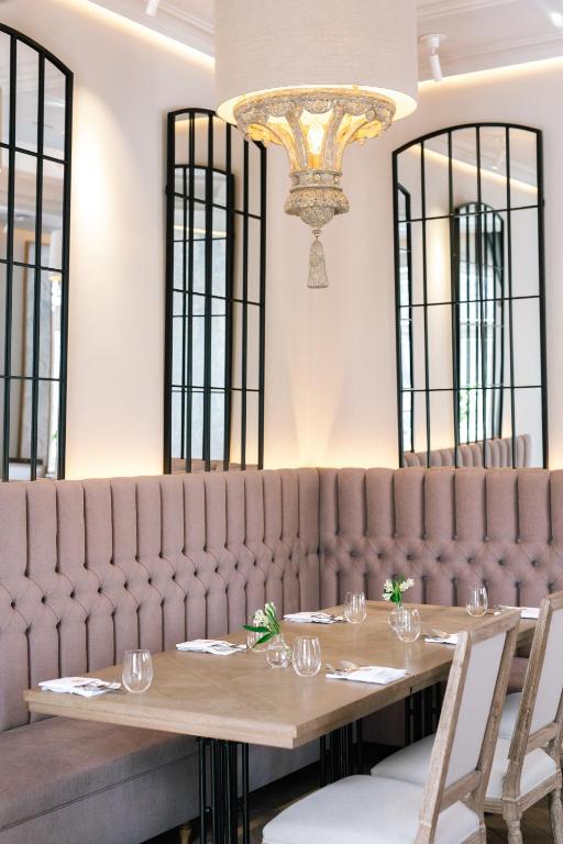 Palac na Opieszynie Exterior