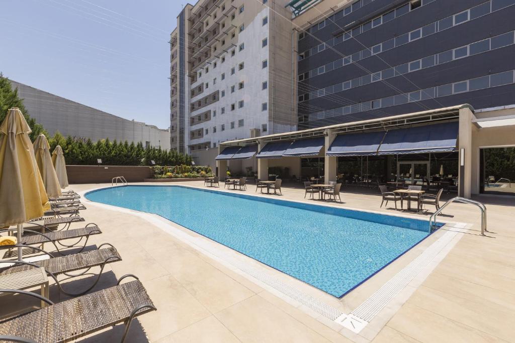 ノボテル ガズィアンテプ (Novotel Gaziantep) スイミングプール